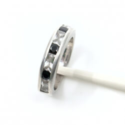 925er Silber Ring mit schwarz/weiß Zirkonia, Gr. 52 Silberring 925 Zirkonia 2farbig