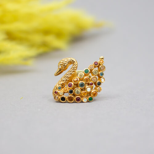 Swarovski goldener Schwan Pin Front