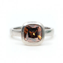 TCM 925er Silber Ring, Gr. 56 mit braunem Zirkonia TCM 925 Silber Ring roter Zirkon Front 2