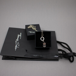 Thomas Sabo 925 Kette & Carrier & Charm - Neuware Thomas Sabo 925 Kette & Carrier & Charm Verpackungen