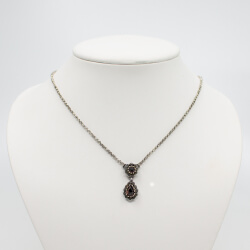 Trachtenschmuck 835er Silber Kette teilvergoldet tragebeispiel