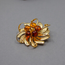 Vintage AM Double Brosche Detail