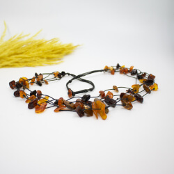 Wasserfall Bernstein Kette mit Knebelverschluss Front